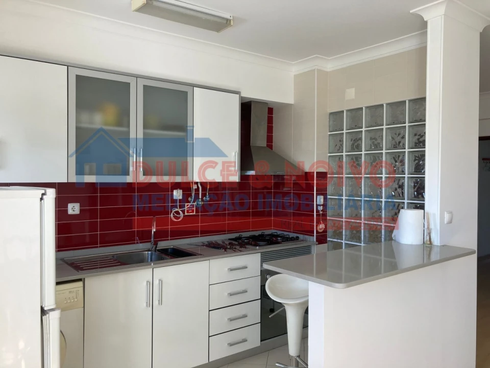 Apartamento T1 para Venda em Ferrel Foto 1