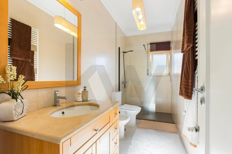 Moradia T4 para Venda em Rio Maior Foto 17