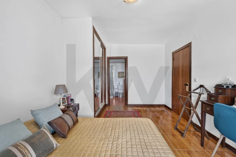 Apartamento T3 para Venda em São Martinho Foto 24