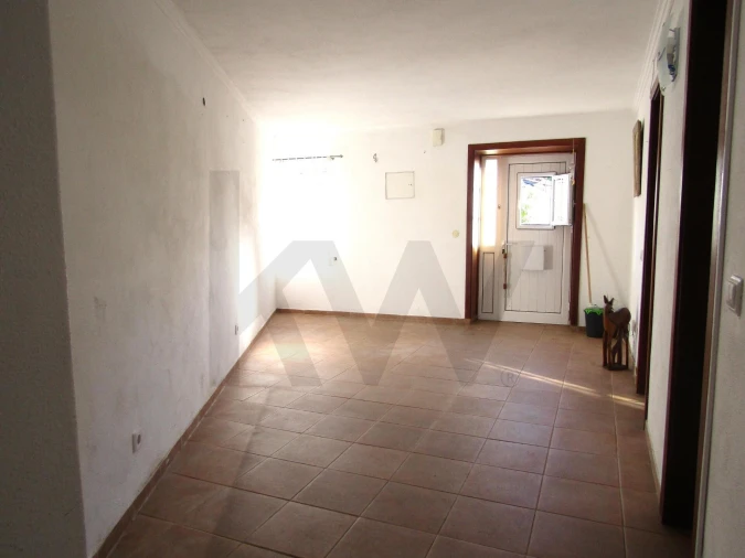 Moradia T3 para Venda em Gafete Foto 4