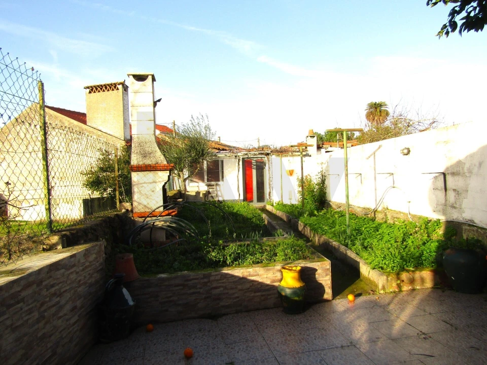 Moradia T3 para Venda em Gafete Foto 29