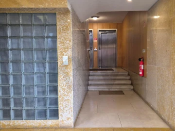 Apartamento T2 para Arrendamento em Lordelo do Ouro e Massarelos