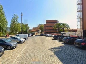 Apartamento T2 para Arrendamento em Lordelo do Ouro e Massarelos