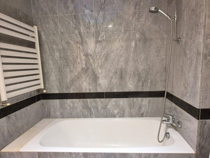 Apartamento T2 para Arrendamento em Lordelo do Ouro e Massarelos Foto 16