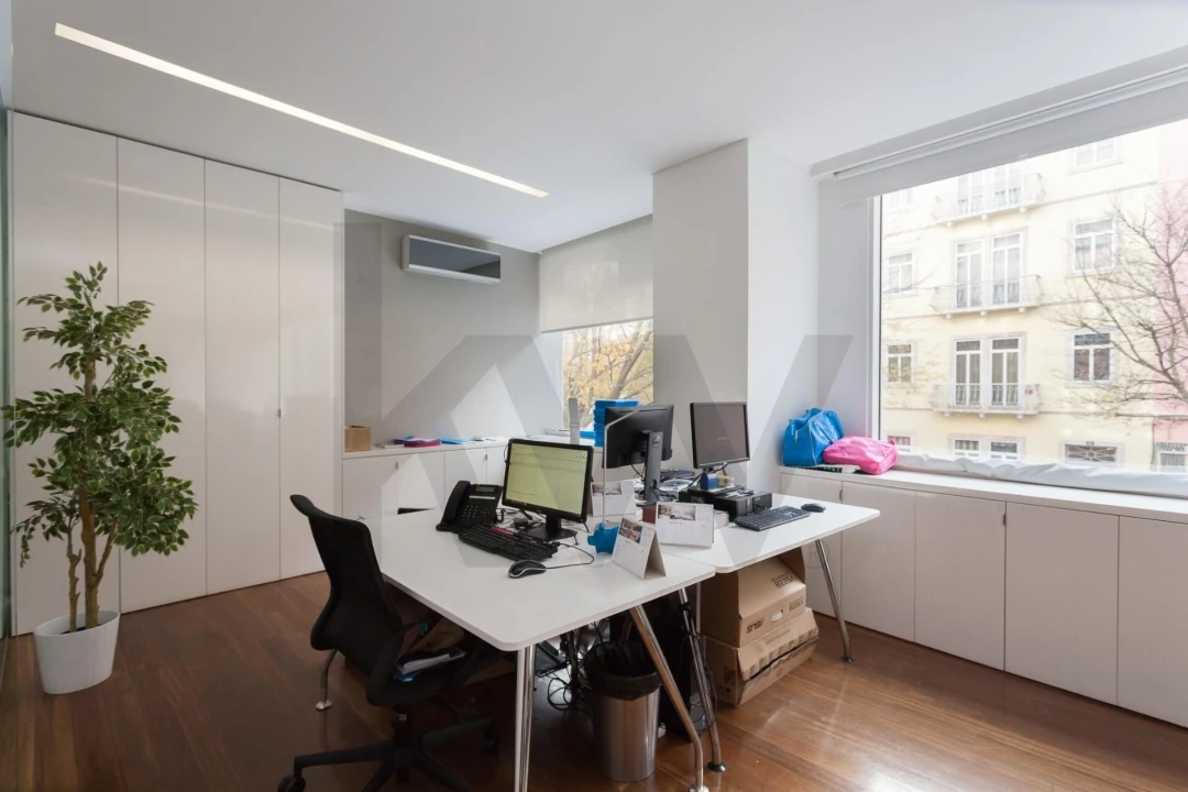 Escritório para Arrendamento em Avenidas Novas Foto 9