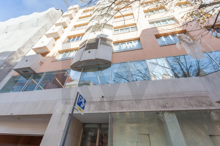 Escritório para Arrendamento em Avenidas Novas Foto 3