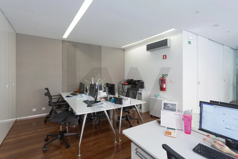 Escritório para Arrendamento em Avenidas Novas Foto 15