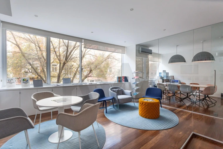 Escritório para Arrendamento em Avenidas Novas Foto 2