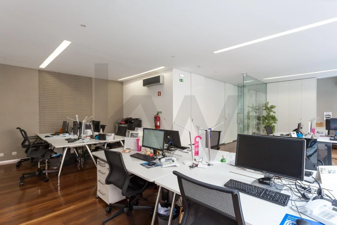 Escritório para Arrendamento em Avenidas Novas Foto 12