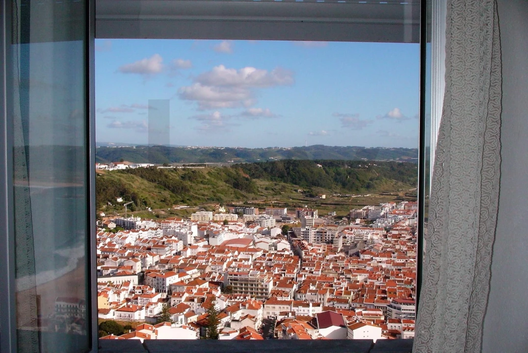 Moradia T4 para Arrendamento em Nazare Foto 7