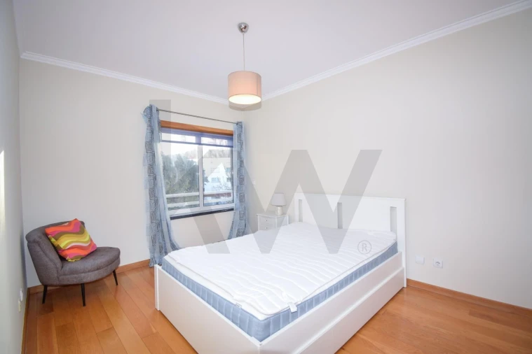 Apartamento T3 para Arrendamento em São Domingos de Rana Foto 14