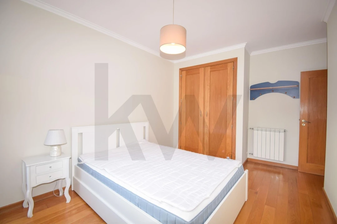 Apartamento T3 para Arrendamento em São Domingos de Rana Foto 15