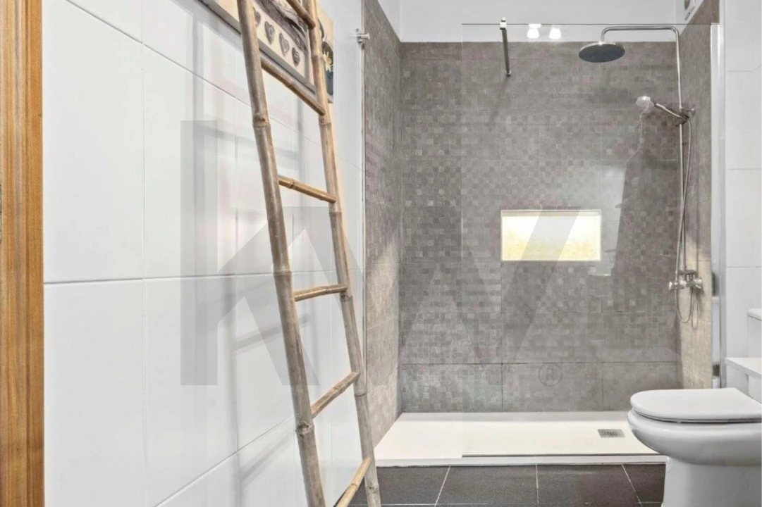 Moradia T3 para Venda em Caniço Foto 31