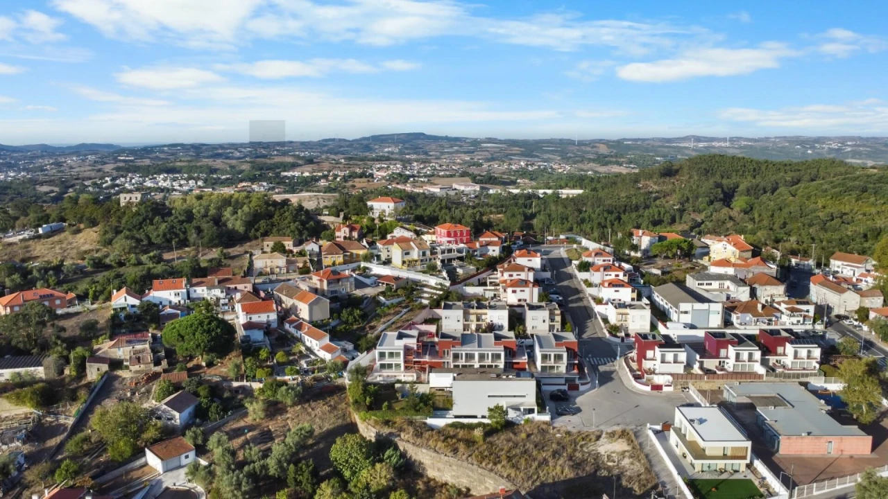 Moradia T4 para Venda em Lousa Foto 28