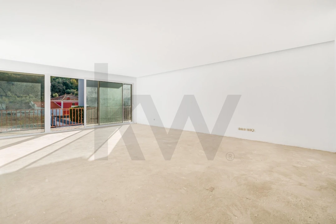 Moradia T4 para Venda em Lousa Foto 4