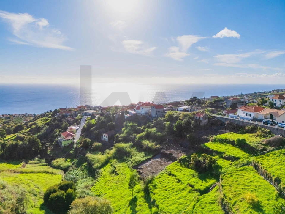 Terreno para Venda em Arco da Calheta Foto 25