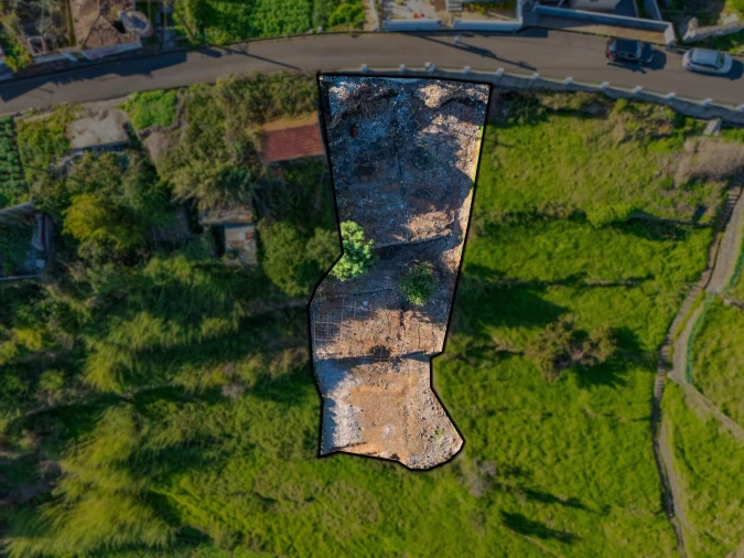Terreno para Venda em Arco da Calheta Foto 3