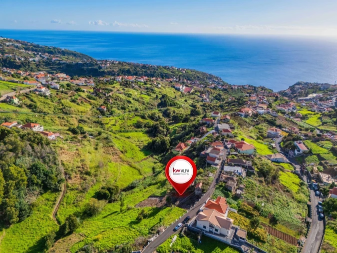 Terreno para Venda em Arco da Calheta Foto 16
