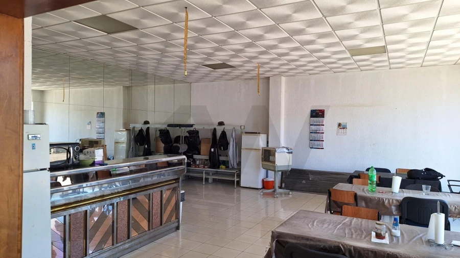 Armazém para Venda em Alhos Vedros Foto 8