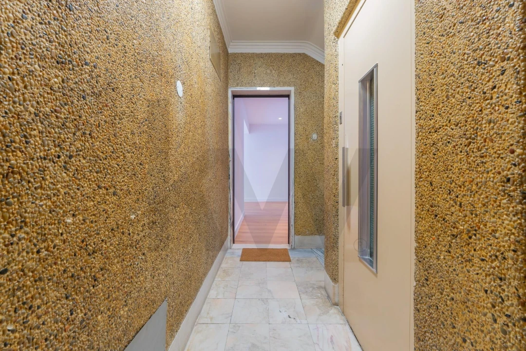 Apartamento T3 para Venda em Moscavide e Portela Foto 33