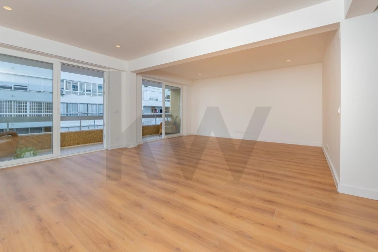 Apartamento T3 para Venda em Moscavide e Portela Foto 7