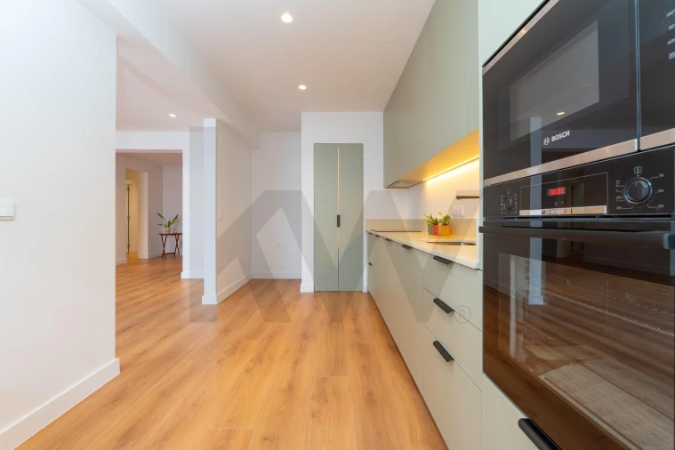 Apartamento T3 para Venda em Moscavide e Portela Foto 14