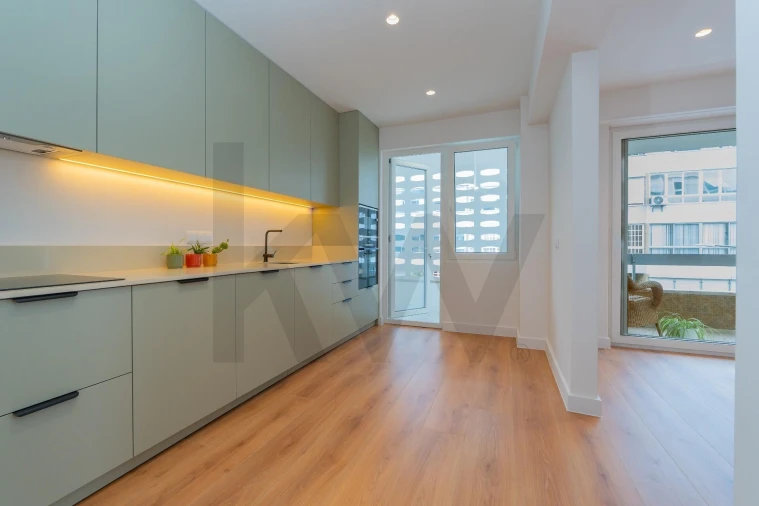 Apartamento T3 para Venda em Moscavide e Portela Foto 1