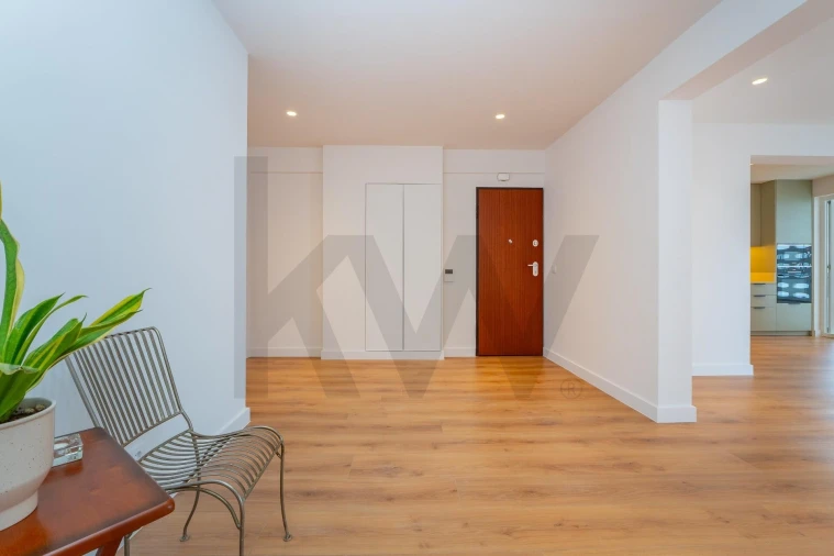 Apartamento T3 para Venda em Moscavide e Portela Foto 9