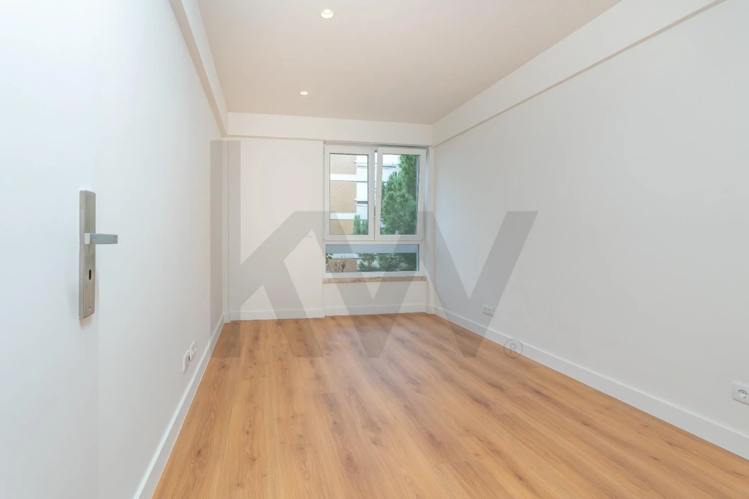 Apartamento T3 para Venda em Moscavide e Portela Foto 16