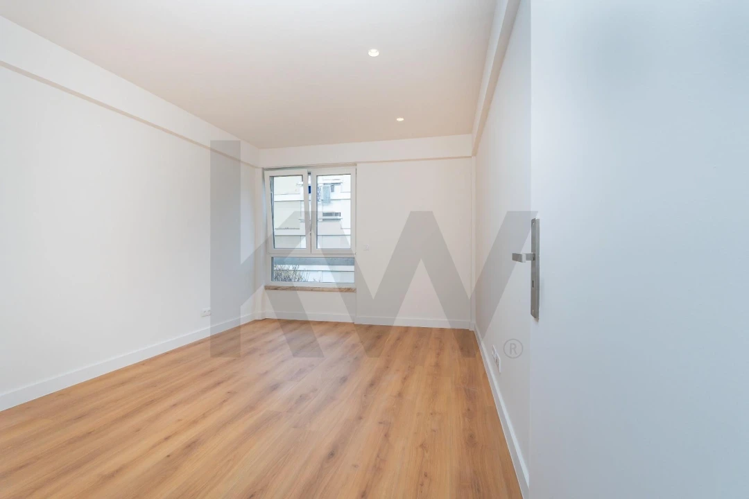 Apartamento T3 para Venda em Moscavide e Portela Foto 19