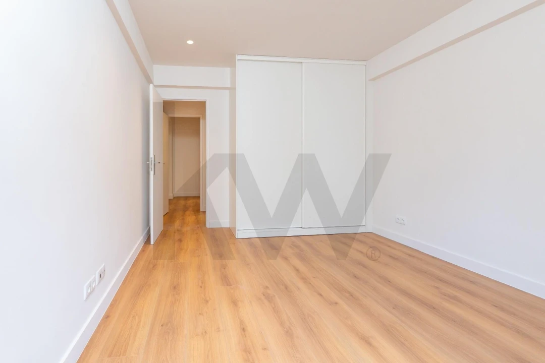 Apartamento T3 para Venda em Moscavide e Portela Foto 23