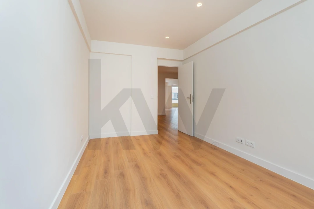 Apartamento T3 para Venda em Moscavide e Portela Foto 17