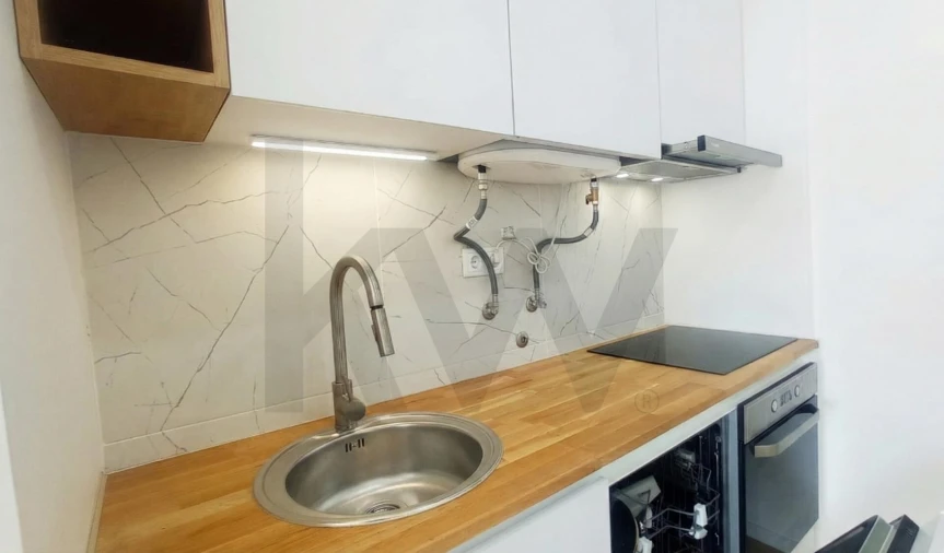 Apartamento T1 para Arrendamento em Charneca de Caparica e Sobreda Foto 8