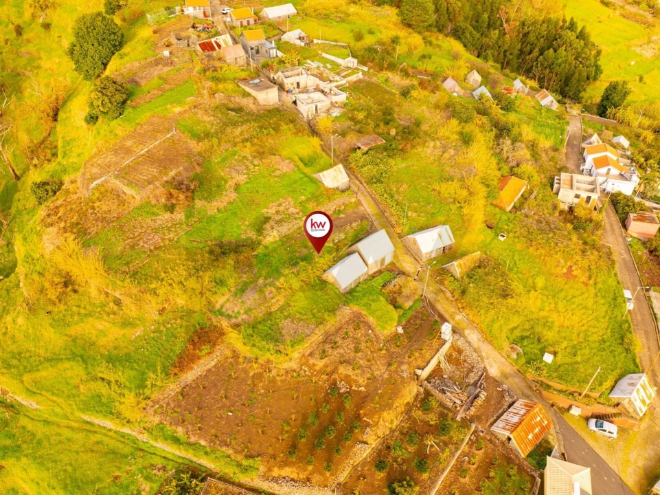 Terreno para Venda em Estreito da Calheta Foto 17