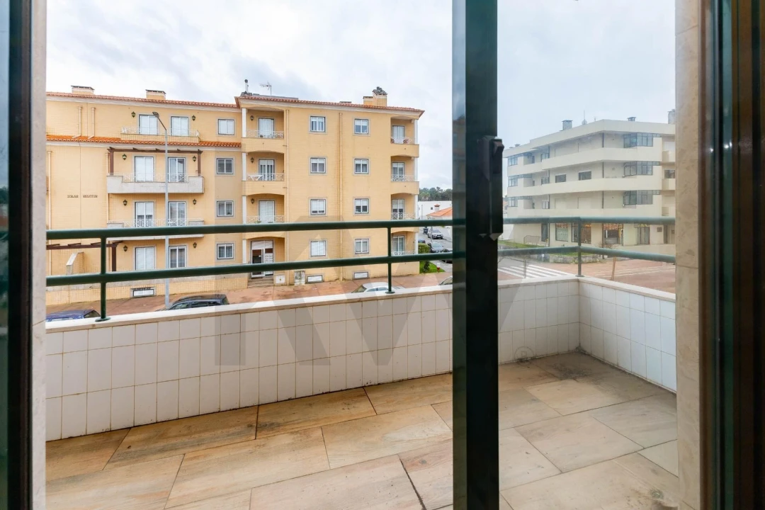 Apartamento T2 para Venda em Esmoriz Foto 11