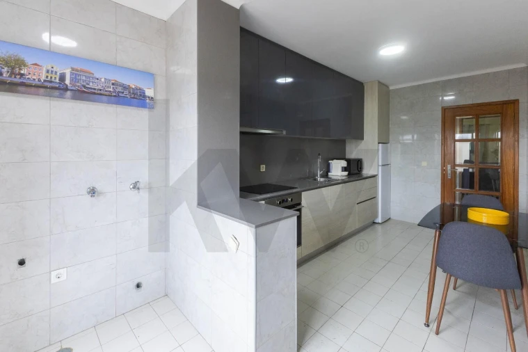 Apartamento T2 para Venda em Esmoriz Foto 15