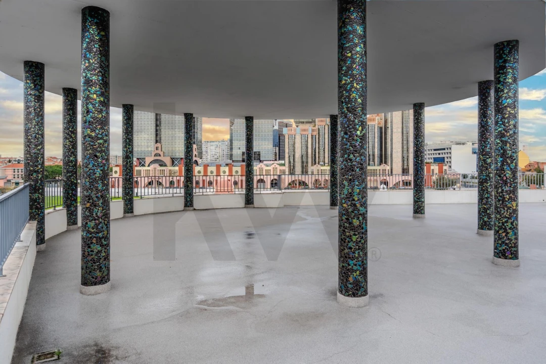 Apartamento T3 para Arrendamento em Campo de Ourique Foto 39