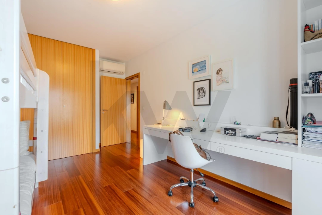 Apartamento T3 para Arrendamento em Campo de Ourique Foto 28