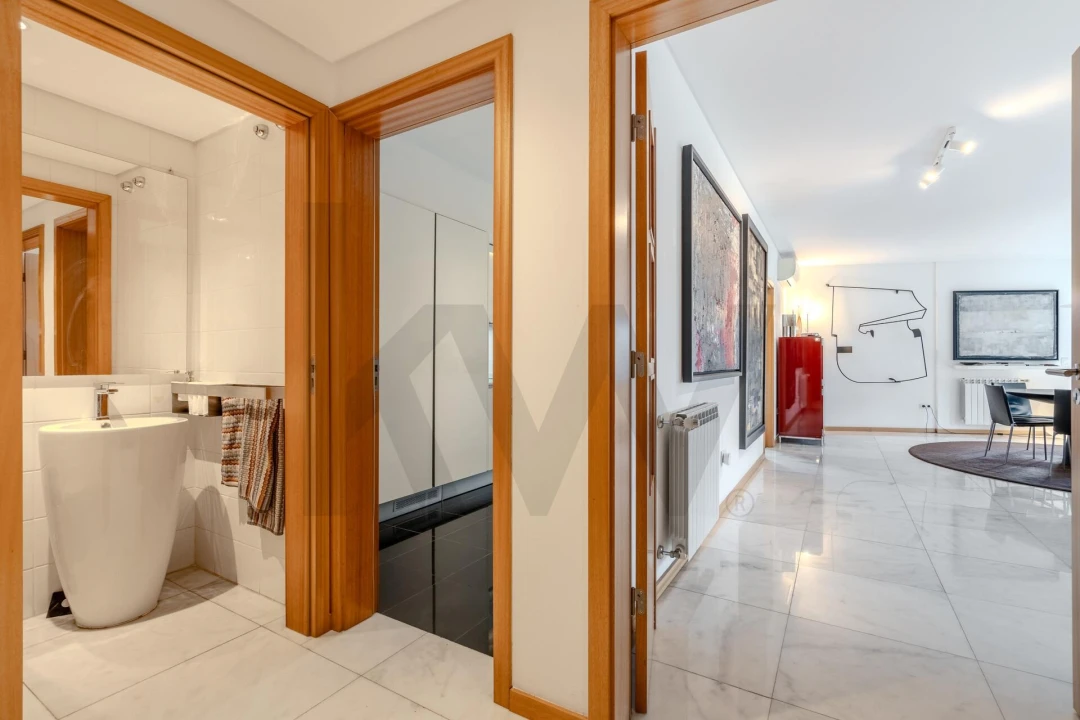 Apartamento T3 para Arrendamento em Campo de Ourique Foto 17