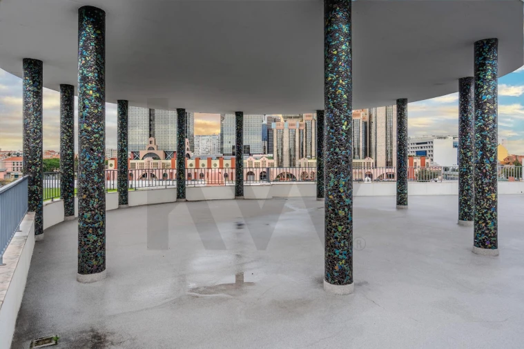 Apartamento T3 para Arrendamento em Campo de Ourique Foto 39