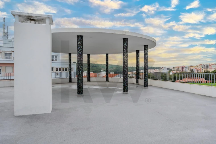 Apartamento T3 para Arrendamento em Campo de Ourique Foto 38