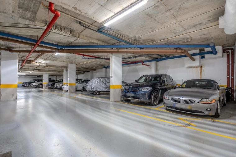 Apartamento T3 para Arrendamento em Campo de Ourique Foto 40