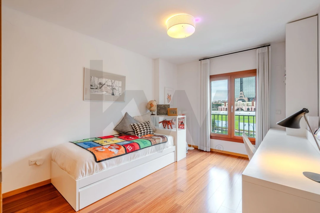 Apartamento T3 para Arrendamento em Campo de Ourique Foto 23