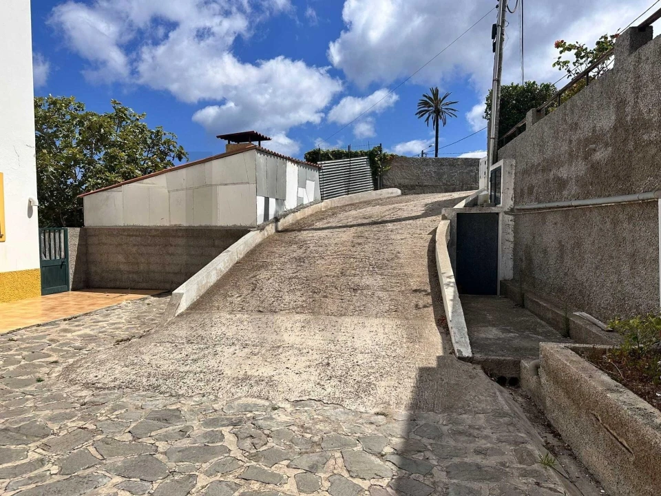 Moradia T3 para Venda em Porto Santo Foto 28