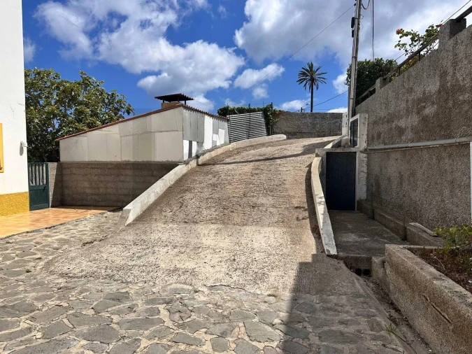 Moradia T3 para Venda em Porto Santo Foto 28