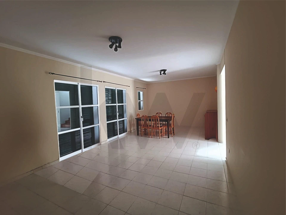 Moradia T3 para Venda em Porto Santo Foto 14