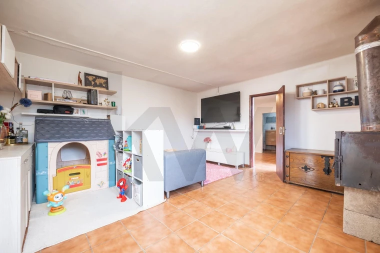 Moradia T1 para Venda em Casal Comba Foto 17