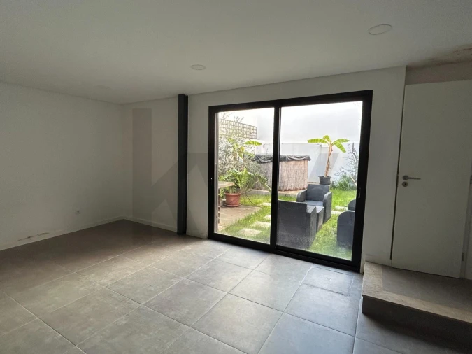 Apartamento T2 para Venda em Barreiro e Lavradio Foto 33