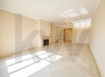Apartamento T2 para Arrendamento em Cascais e Estoril