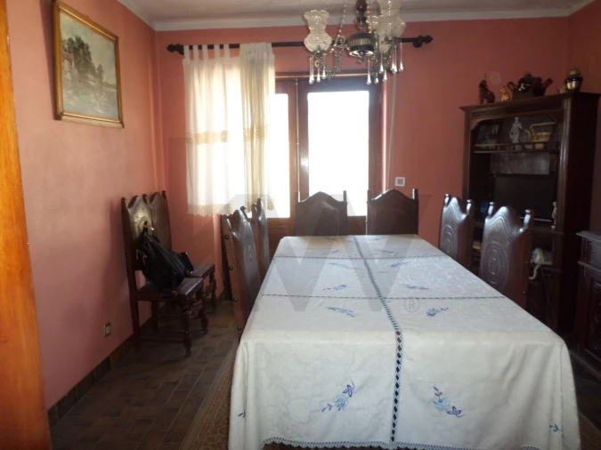 Moradia T3 para Venda em Sazes do Lorvão Foto 5